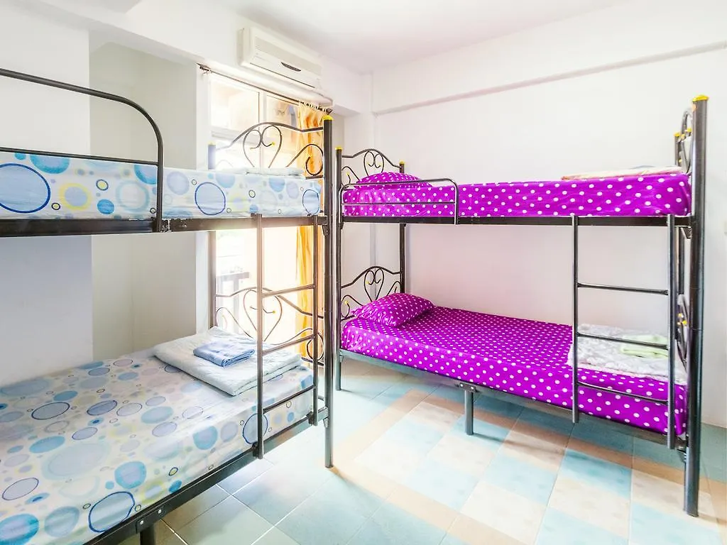 Paulee'S House Hostel Koh Lanta