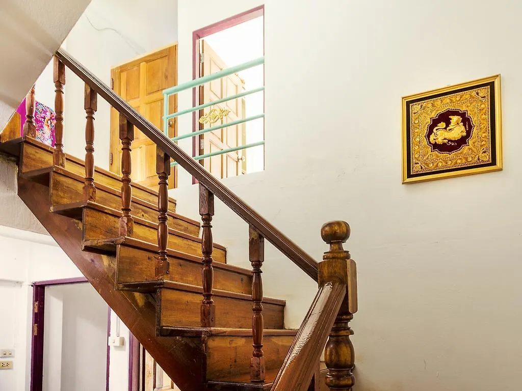 Albergue Paulee'S House Ko Lanta 0*,  Tailandia